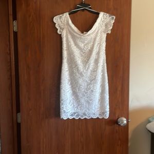 Super cute white lined short dress, NWT!